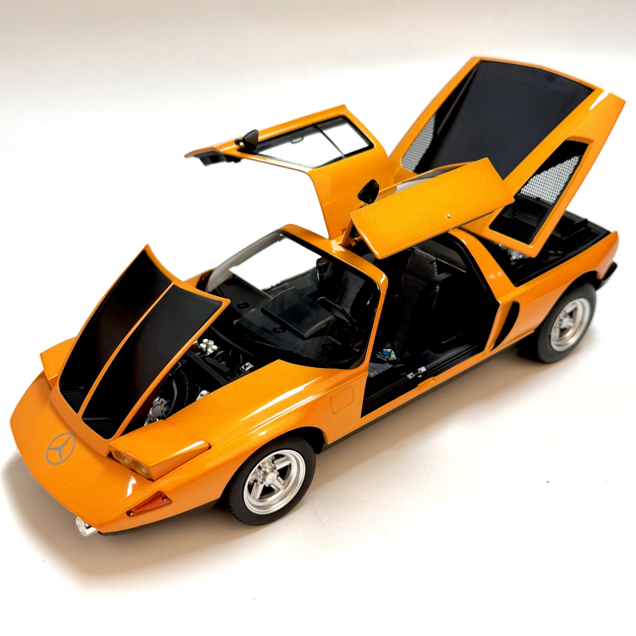 NOREV 1:18 诺威尔 奔驰C111 概念版 鸥翼门 全开合金汽车模型