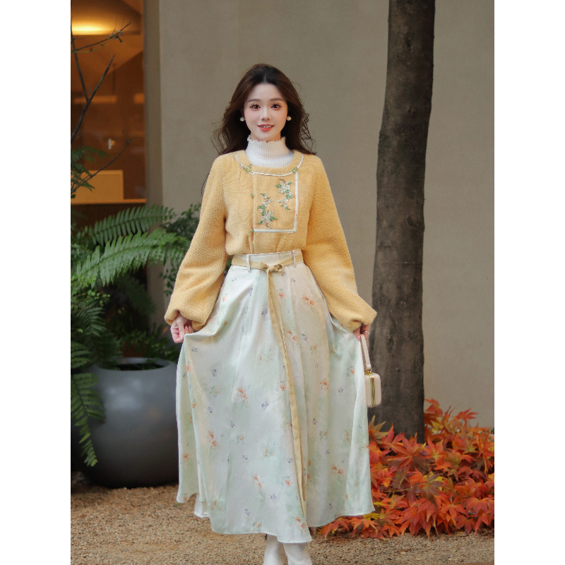 瑶西【冬日鹅黄】鹅黄刺绣上衣大摆裙新中式两件套