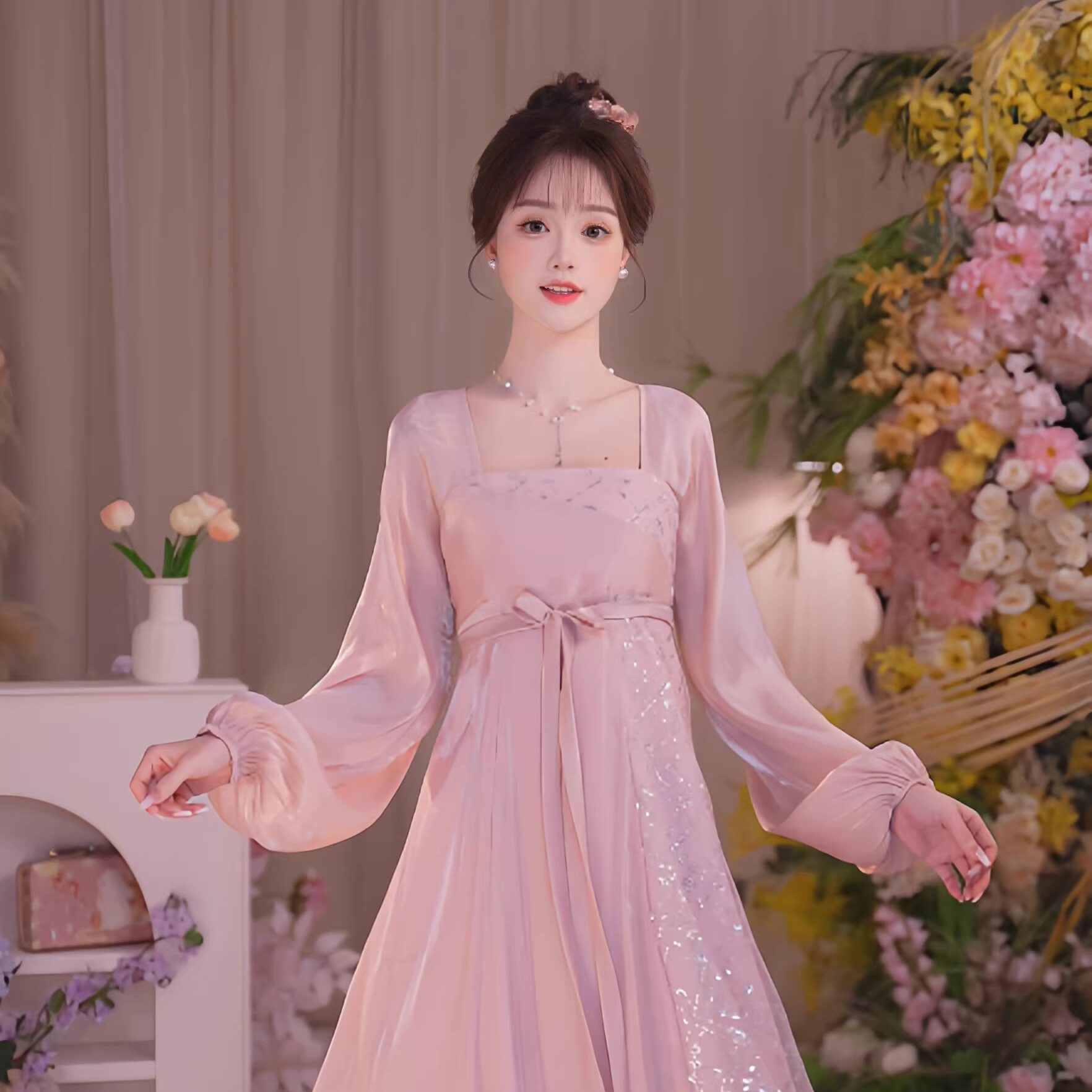 瑶西【粉星银河】2026春夏新款国风原创仙气雾粉重工设计连衣裙