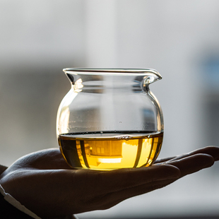 玻璃公道杯加厚分茶器透明耐热茶海无耳茶盅小号家用匀杯功夫茶具