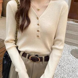 大码胖妹妹针织打底衫女小香风内搭春秋新款v领软糯毛衣长袖上衣