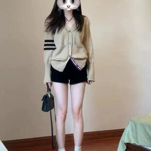 上衣 复古软糯学院风针织开衫 大码 胖mm撞色v领毛衣外套女春秋新款