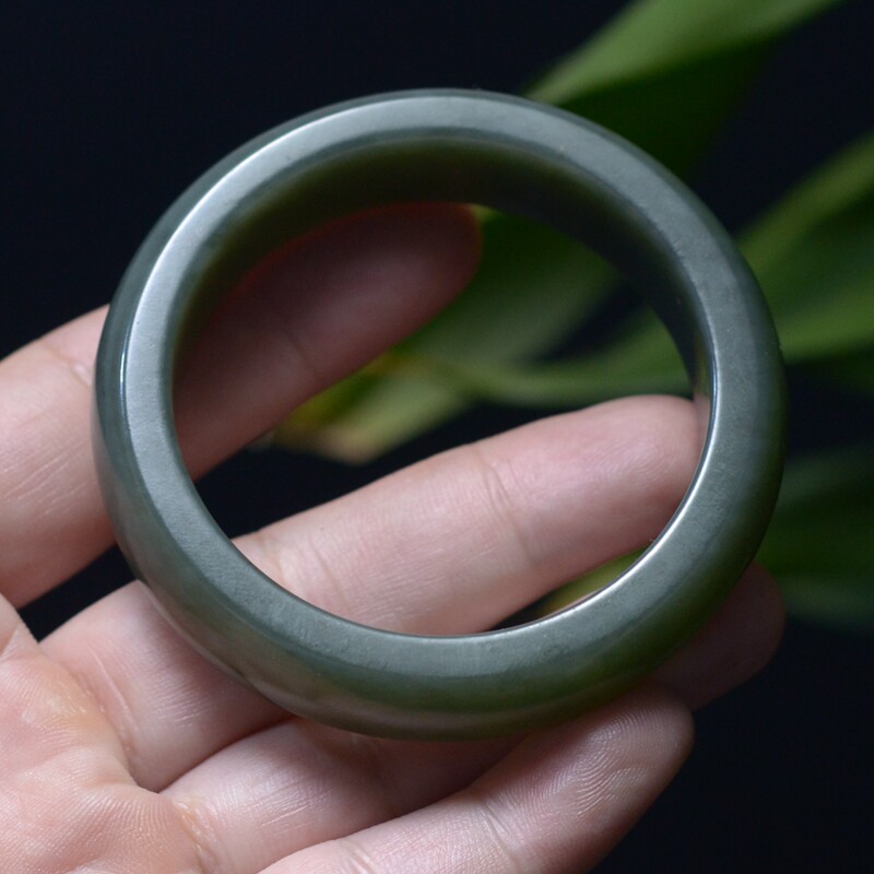 9g 新疆和田油糯亮气青玉籽料手镯(w0015)内径53