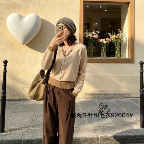 秋冬女装甜美蕾丝边假两件针织衫