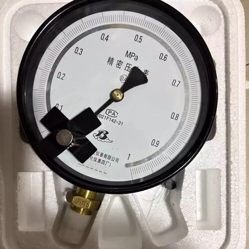 现货供应 上海自动化仪表四厂 YB-150A  0.4级精密压力表 - 封面