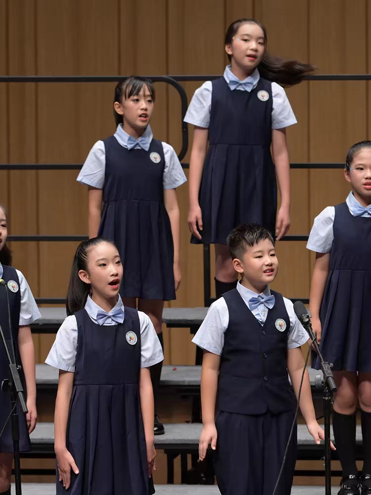 六一儿童合唱服装演出服男女童礼服中小学生表演朗诵纱裙大合唱团