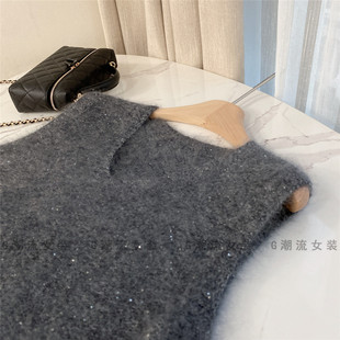 低调精致感亮闪珠片休闲宽松V领绵羊毛拉毛背心马甲灰色女款秋冬