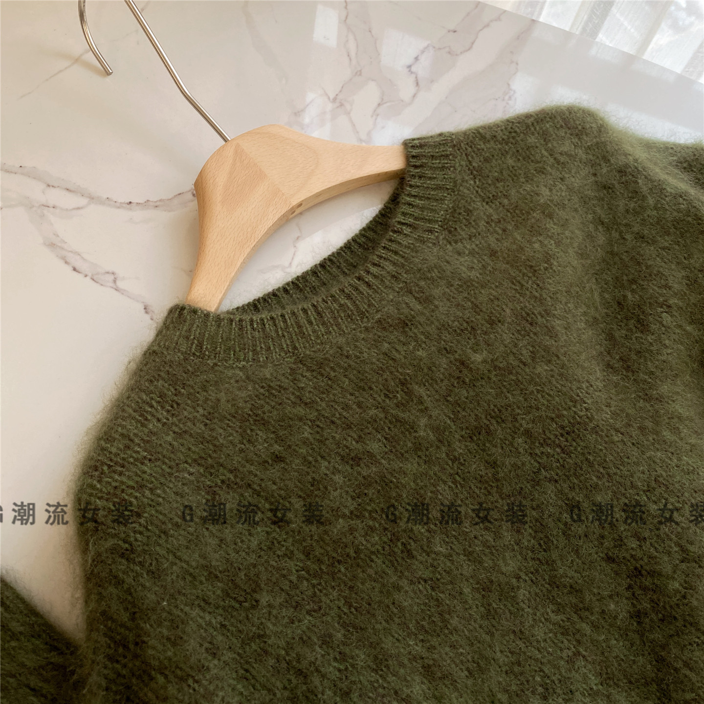 颜色很特别花纱羊毛宽松慵懒感圆领套头拉毛羊毛衫毛衣女秋冬