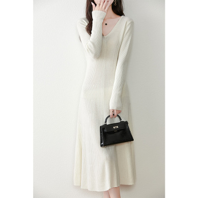 通勤A字裙纯色高端24秋冬纯色v