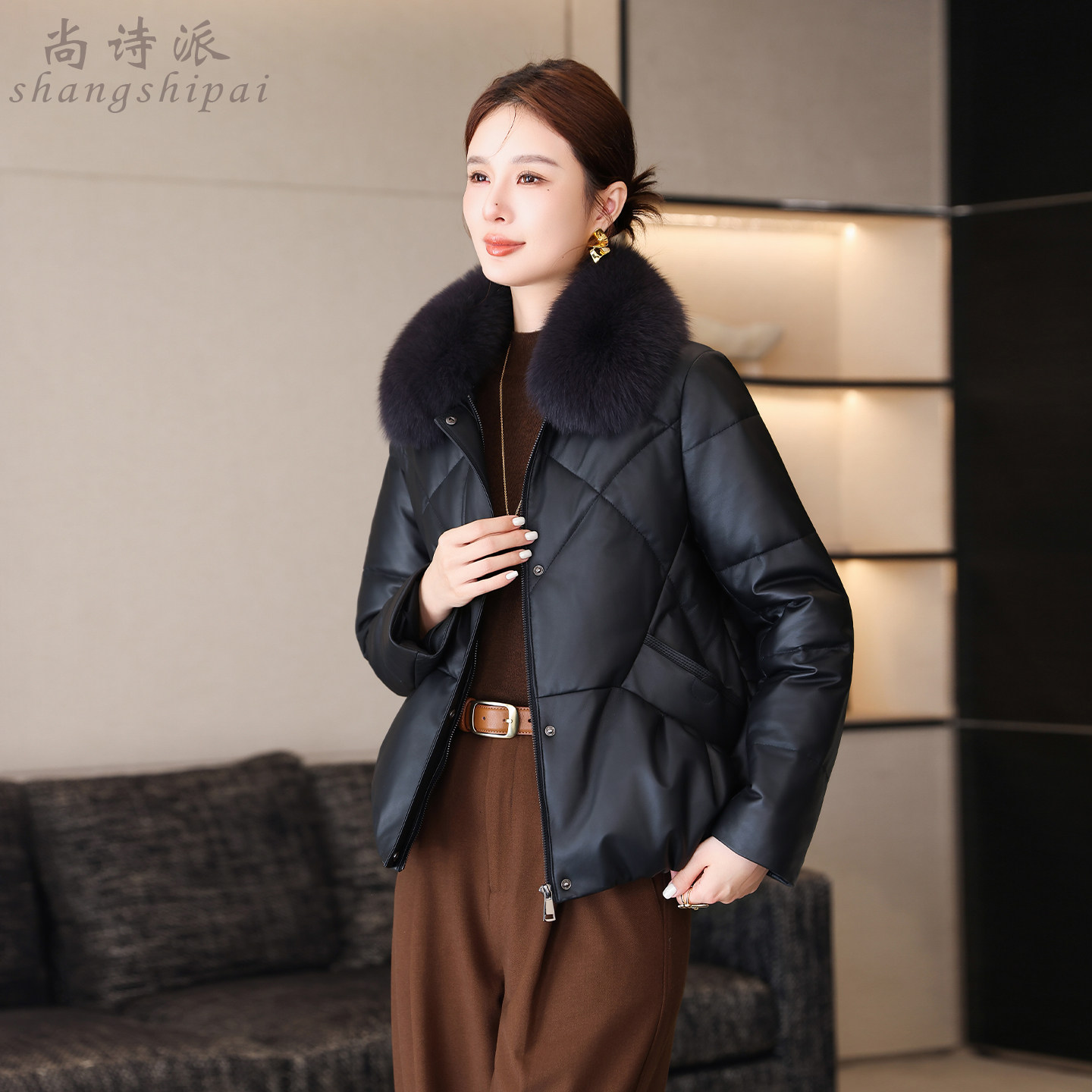 皮衣羽绒服女短款2025冬季新款海宁皮草真皮绵羊皮狐狸毛领外套