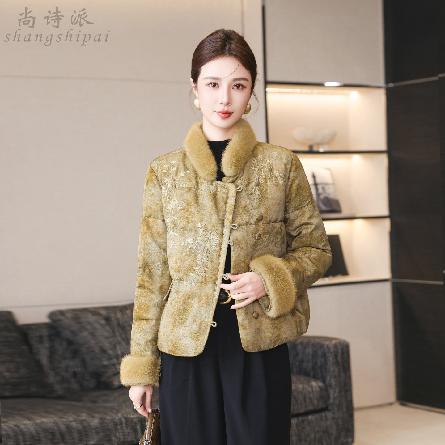 羽绒服女2025冬季新款高端皮草洋气提花中式鹅绒服国风外套短款