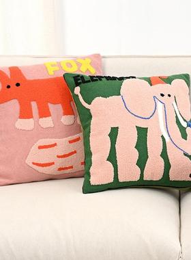 living inc多巴胺动物绣花客厅沙发抱枕靠垫可爱床头靠背靠枕抱