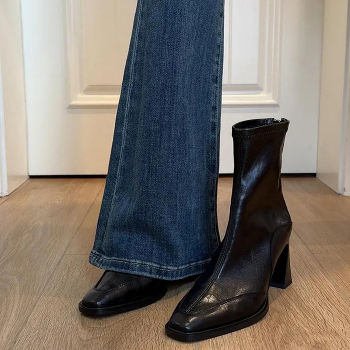 韩版高跟方头瘦瘦靴短靴女粗跟复古马丁靴英伦风短筒靴子女