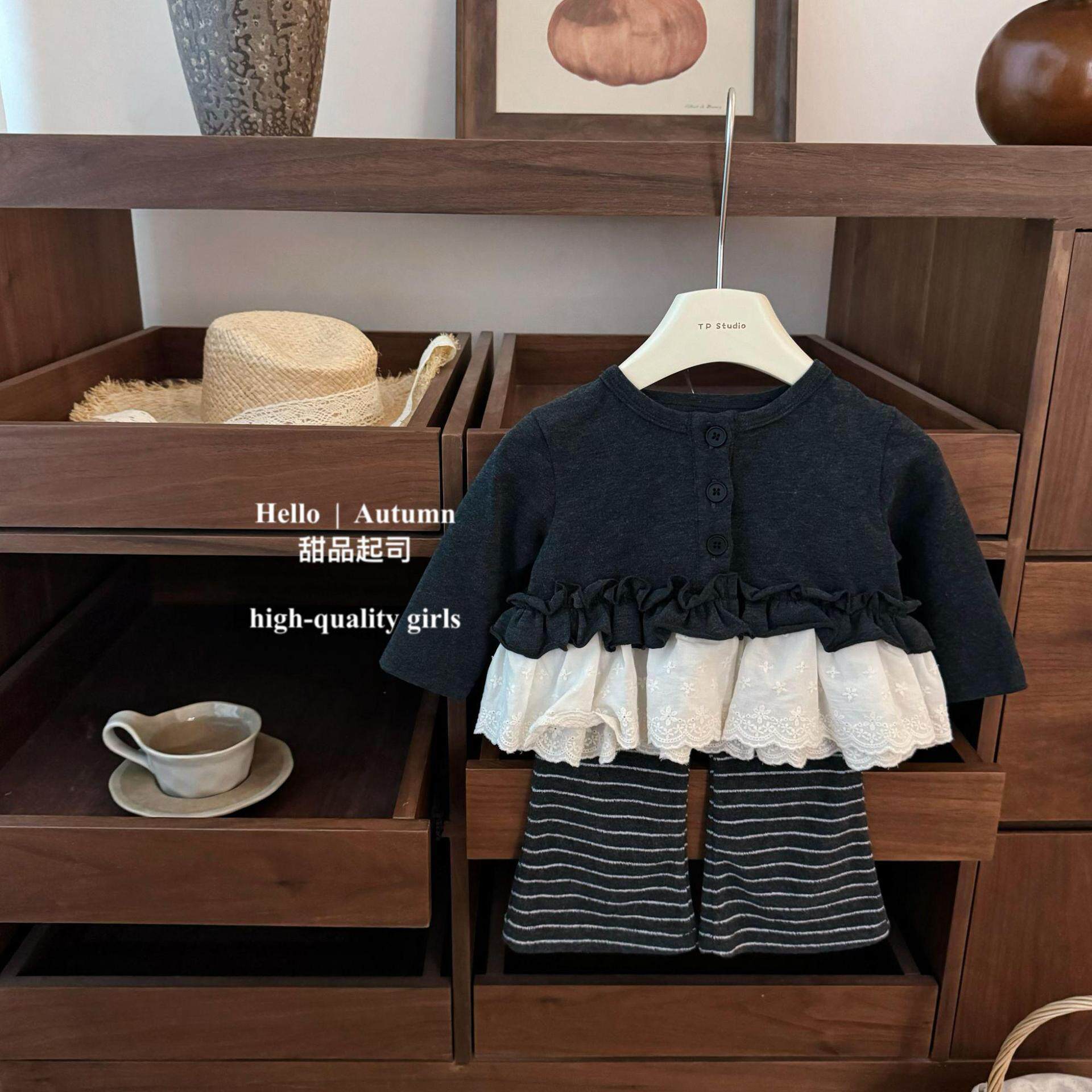 女童花边开衫套装2026春秋新款1岁宝宝洋气外套喇叭裤婴儿秋装潮3