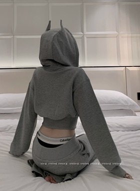 BABYblue【小恶魔】短款连帽卫衣女2025秋季小耳朵拉链长袖外套