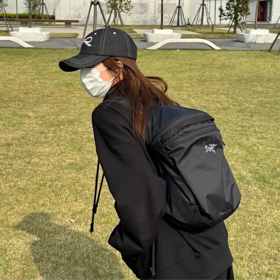 Arcteryx始祖鸟Heliad15L双肩包