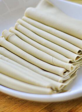 密云农家豆片老北京新鲜纯手工豆皮五香豆腐片 200g 特产小吃