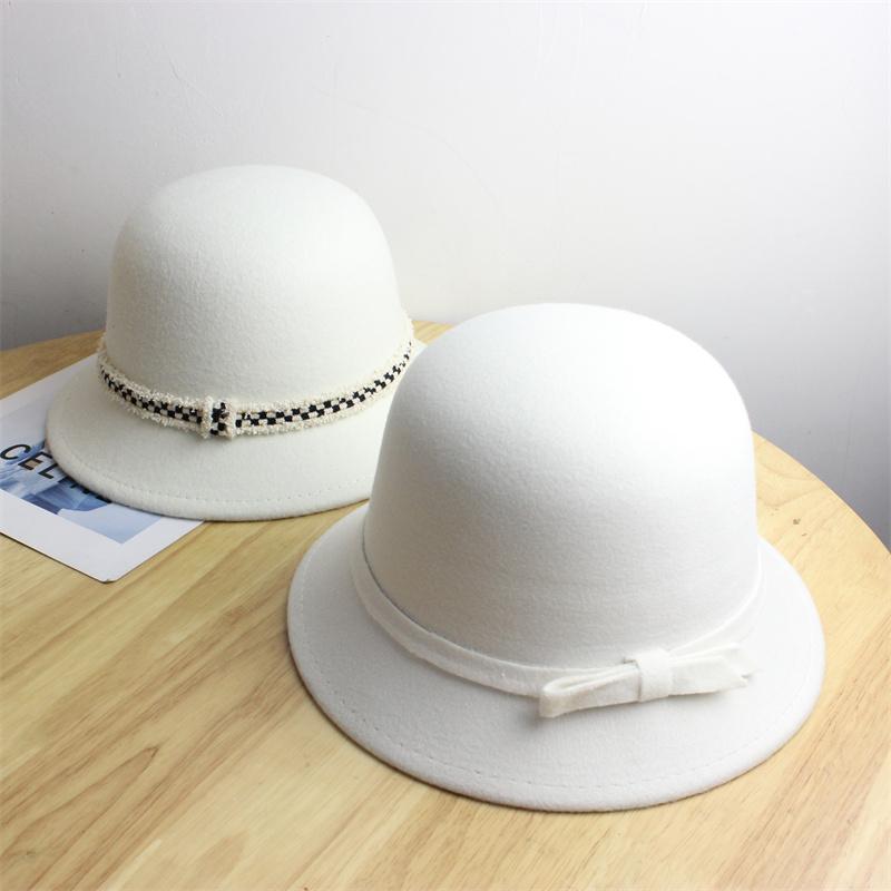 冬白色圆顶渔夫帽赫本风