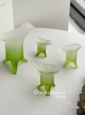 渐变绿玻璃小众酒杯家用高颜值白酒杯帝王杯仿古爵杯烈酒杯高级感