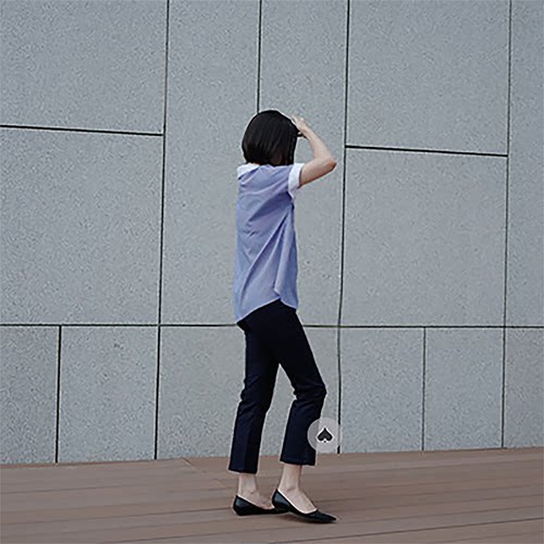 【50%OFF】黑桃园宽松立领条纹T恤宽松显瘦内搭女春T25