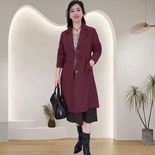 妈妈秋装中长款西装领风衣外套女2025秋季新款中老年气质修身大衣
