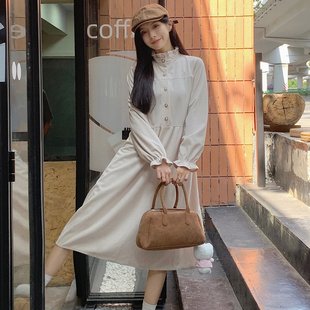 法式赫本风秋冬天中长款打底裙灯芯绒连衣裙女内搭加厚长款配大衣
