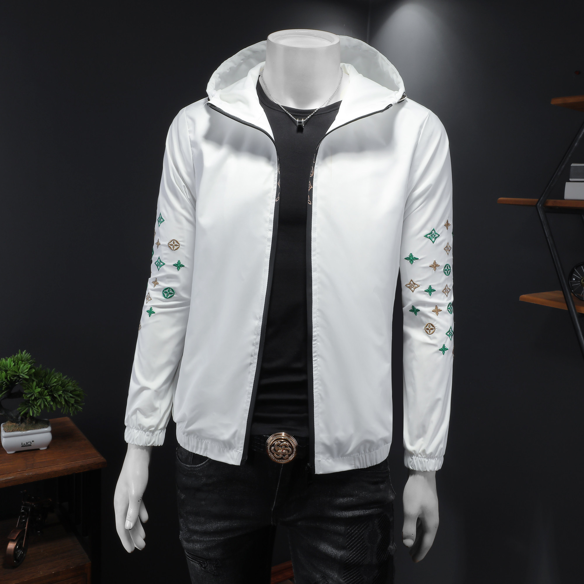 钱塘6016-J4204-P1602024新款男士连帽夹克衫绣花色拉链外套,男装夹克,钱塘6016