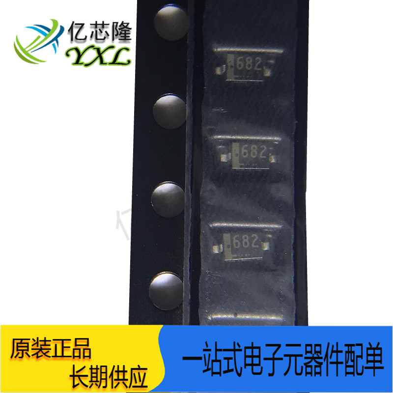 二极管RD6.8S丝印6826.8V0805