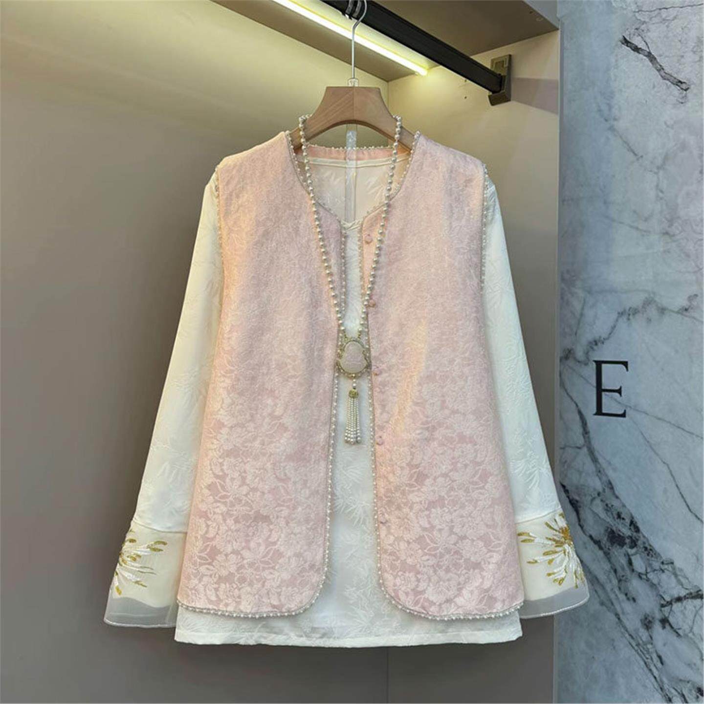 新中式大码女装2026春季款轻奢国潮风重工刺绣马甲小衫显瘦两件套