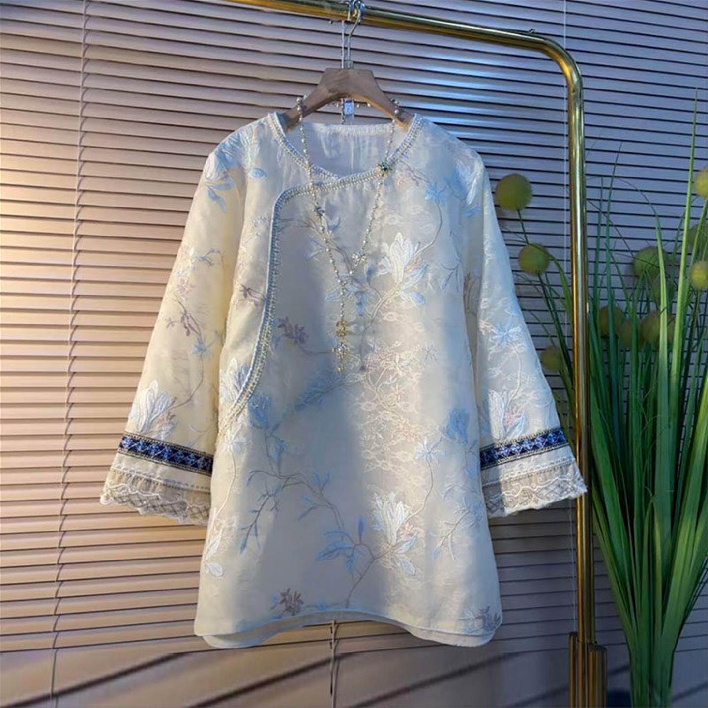 新中式大码女装2026春季款轻奢国风重工刺绣花朵长袖上衣显瘦大衫