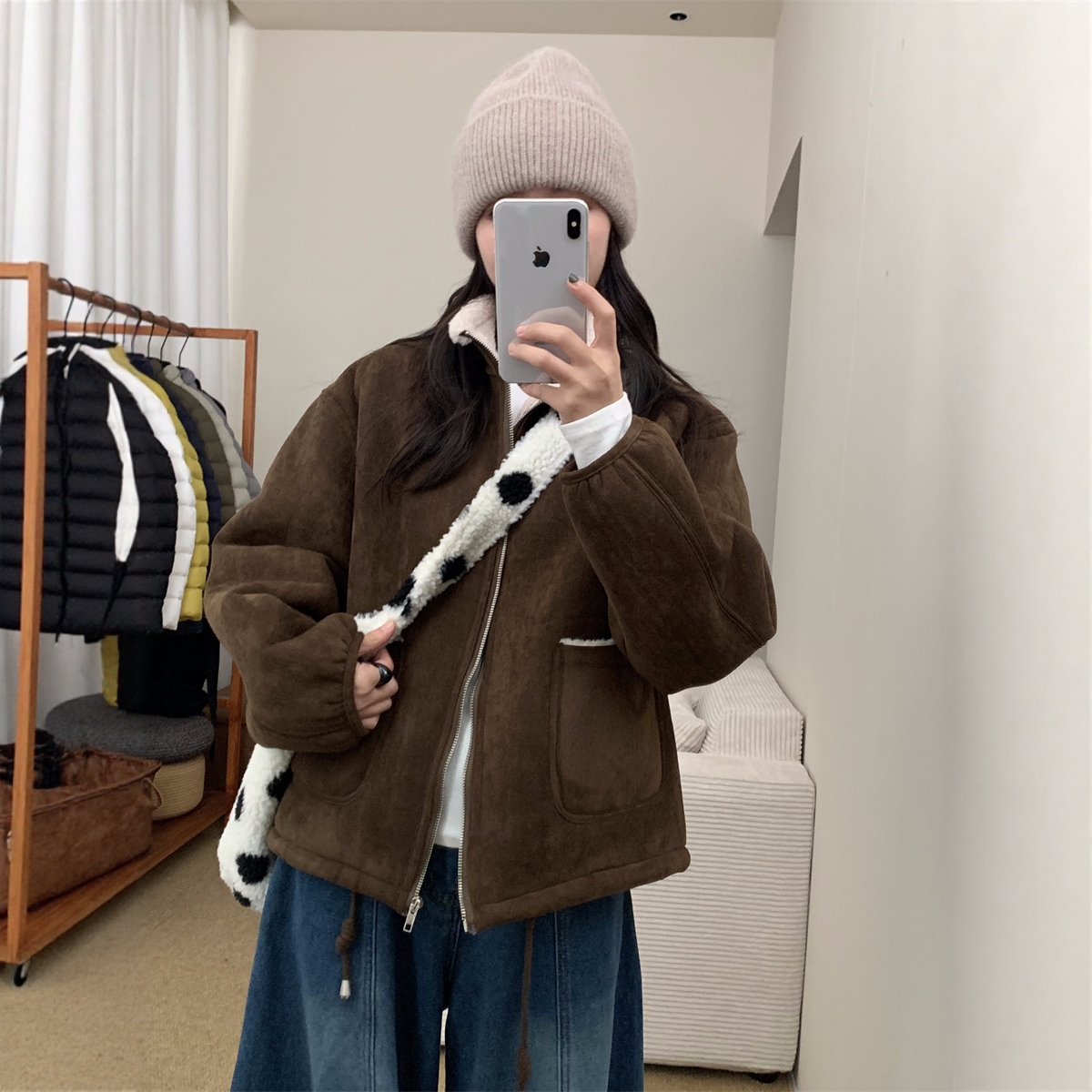 韩版设计感翻领皮毛一体外套女