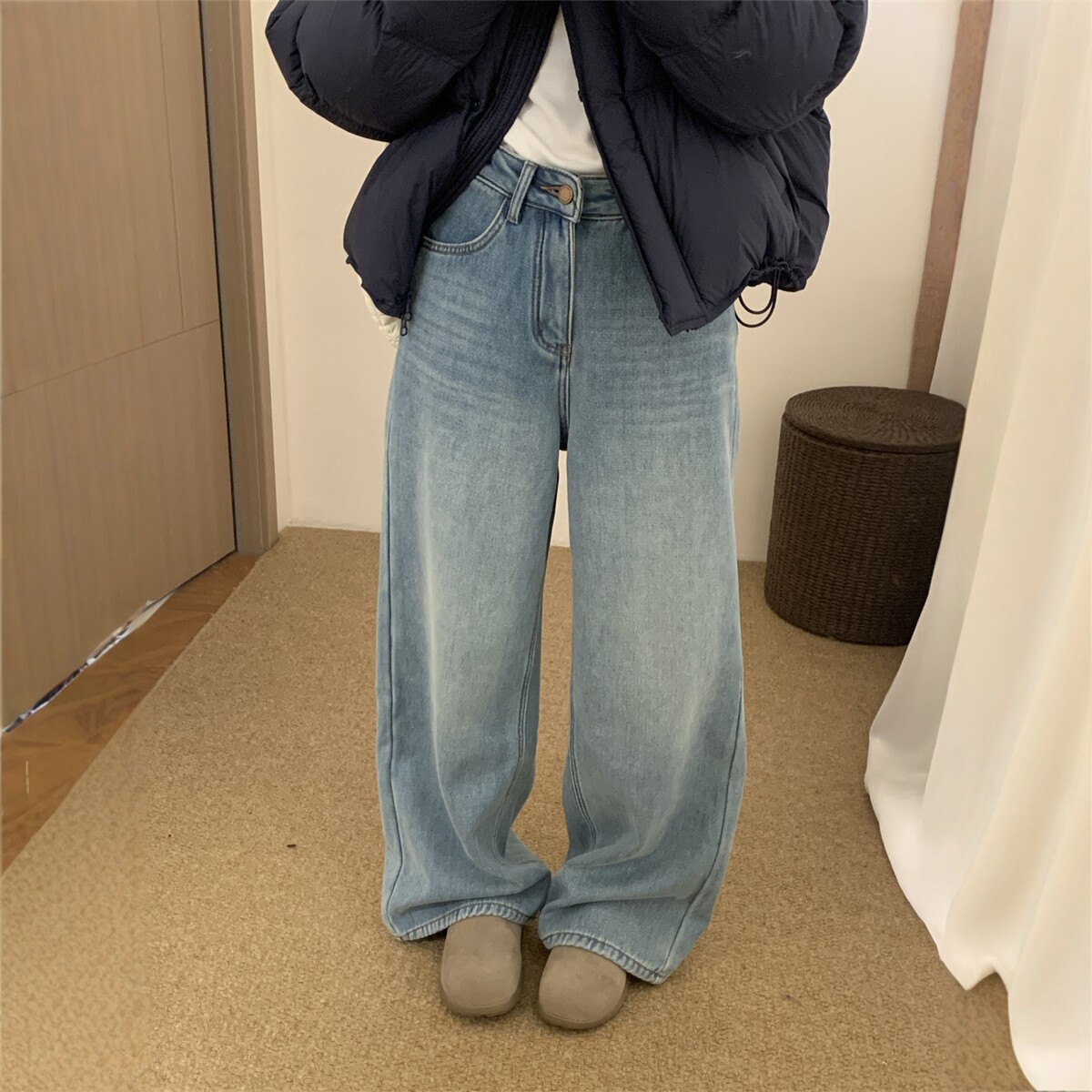 复古百搭加绒内里直筒显瘦牛仔裤女2025秋冬新款通勤百搭阔腿长裤