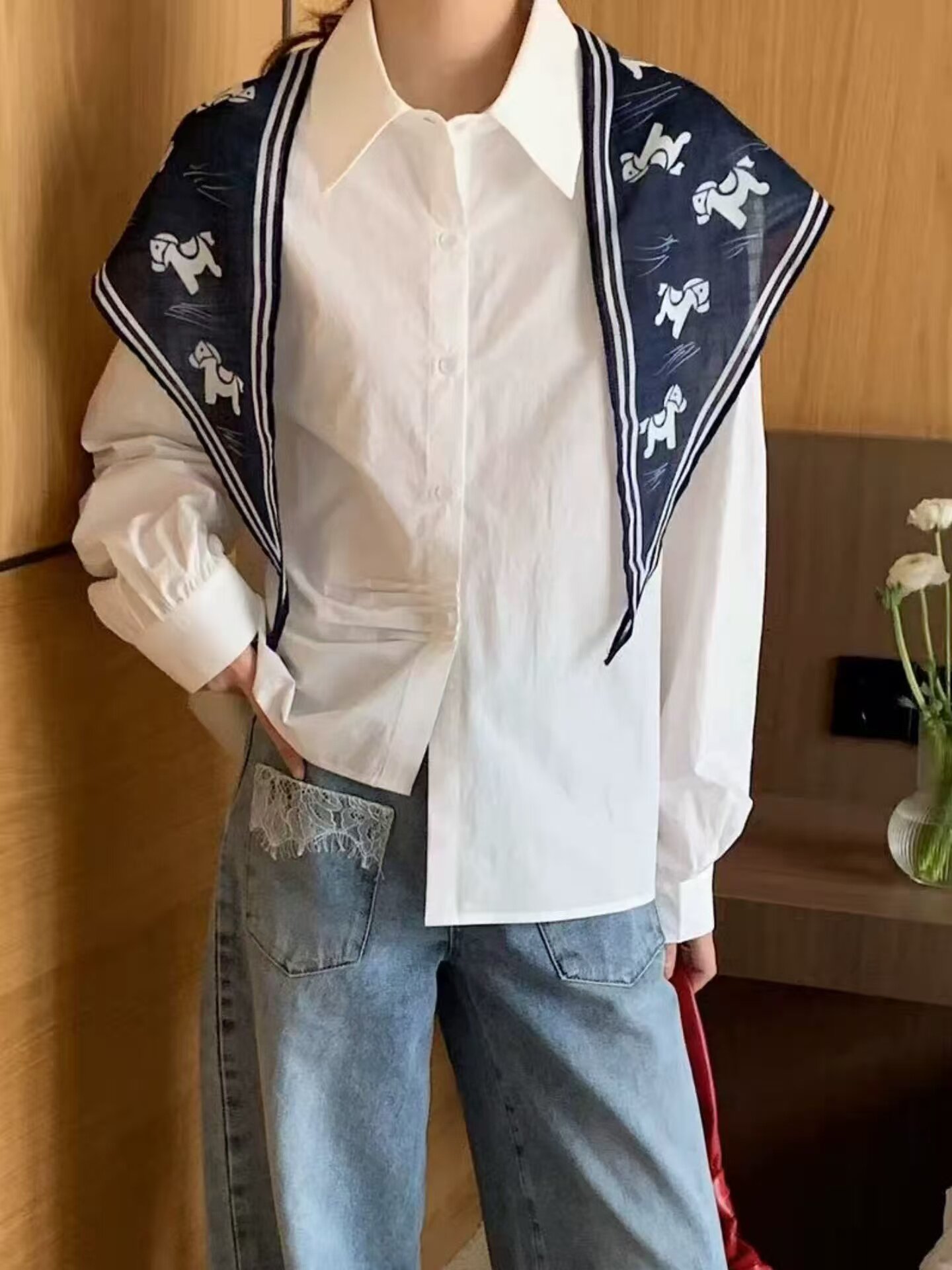 欧货小马丝巾披肩短款长袖衬衫女春季新款显瘦小个子衬衣上衣9803
