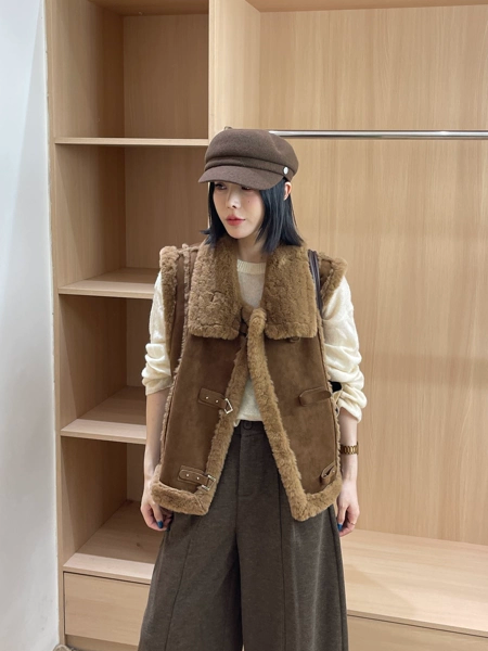 冬季新款韩版百搭气质宽松显瘦加绒加厚皮毛一体马甲外套女潮6652