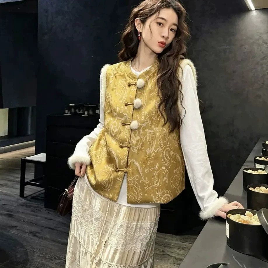 新中式黄色水貂毛立领夹棉马甲女年轻款洋气高级感仿宋锦背心外穿