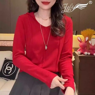休闲百搭叠穿减龄上衣 T恤女2026春新款 欧货时尚 红色设计连帽长袖