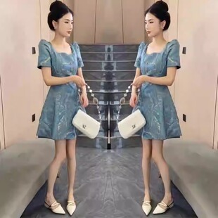 方领泡泡袖 网红爆款 法式 新款 显瘦提花短裙 小个子连衣裙女2026夏季