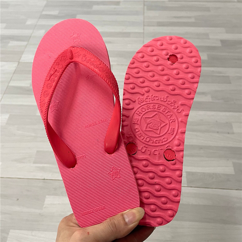 泰国经典星马牌人字拖