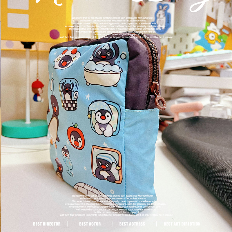 企鹅系列大容量化妆包旅行包