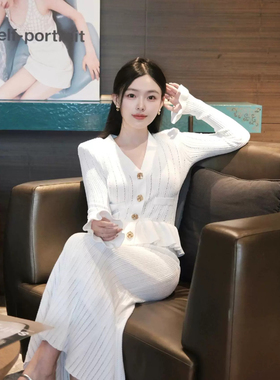 ORG重工织造早秋精致名媛法式镂空V领长袖荷叶边针织假两件连衣裙