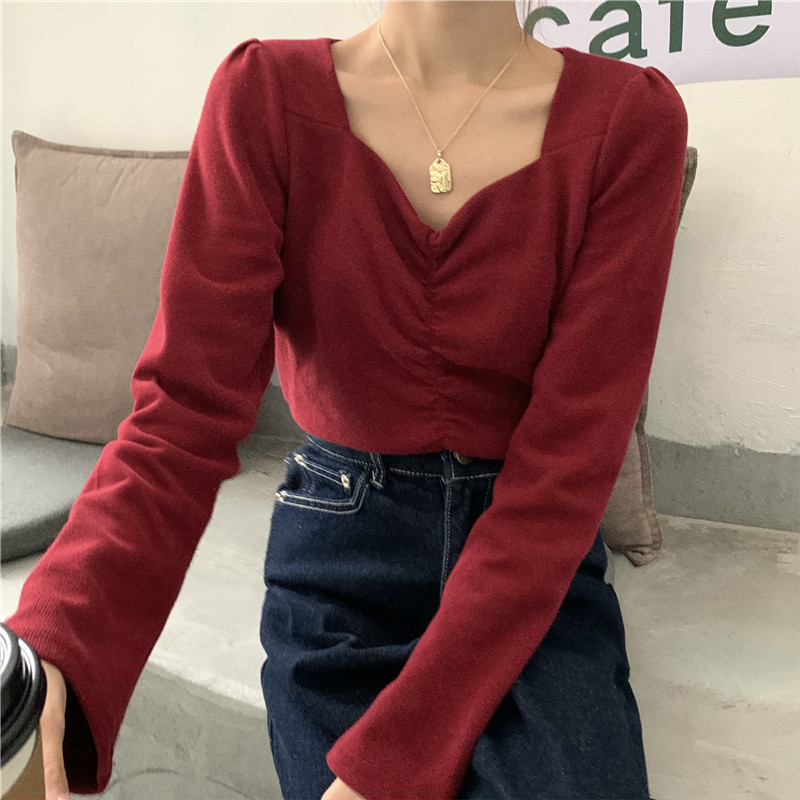 Real price! Ha, simple and versatile square collar bottoming shirt over there in autumn and winter