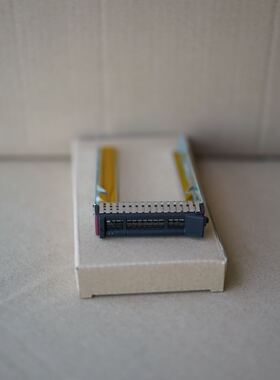 联想 IBM 服务器2.5寸硬盘托架 适用X3650M5 SR650 SR550 00E7600