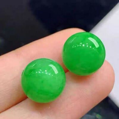 正阳绿翡翠散珠玉珠子满绿色翡翠玉珠翠绿色翡翠玉珠手链项链配珠