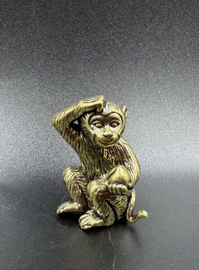古玩收藏复古实心合金铜猴子献桃寿桃桌面摆件黄铜茶宠微雕猴摆件