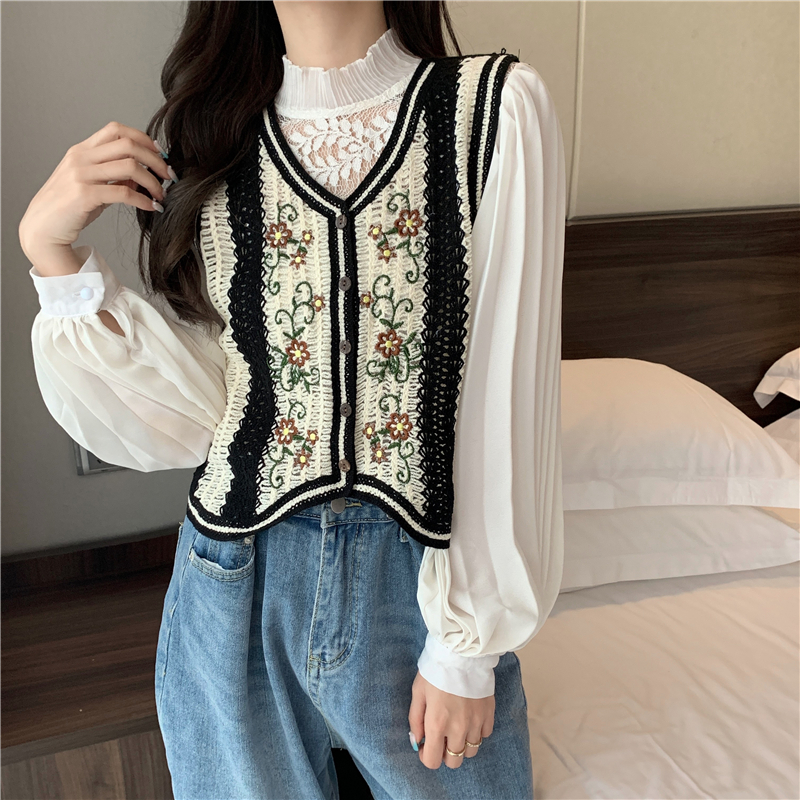 Real price ~ versatile age reducing embroidered cardigan jacket Korean color contrast hollow breasted knitted vest top