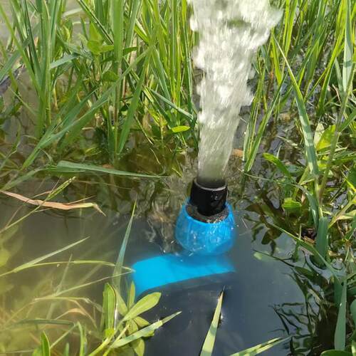 90W太阳能光伏变频泵鱼塘鱼池过滤循环户外抽水假山喷泉瀑布水幕