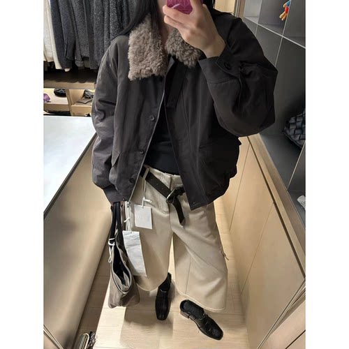 陆续！巴恩风工装派克服韩国25冬季新款羊羔毛翻领短款鹅绒羽绒服