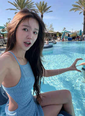 现货！尹恩惠同款2026夏季新款韩国东大门自带胸垫露背连体泳衣女