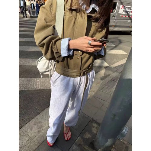 酷飒风立领工装夹克2026春新款韩国Lond*n flat绑带下摆短外套女