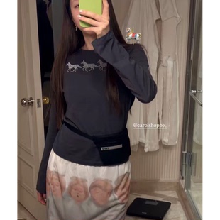 显瘦铆钉小马圆领套头长袖 韩国修身 T恤上衣女 马年26春新款 秒发